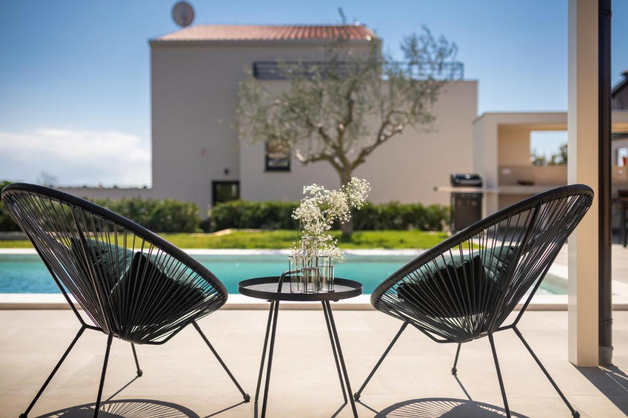 Belvedere Holidays Villas Новиград Экстерьер фото