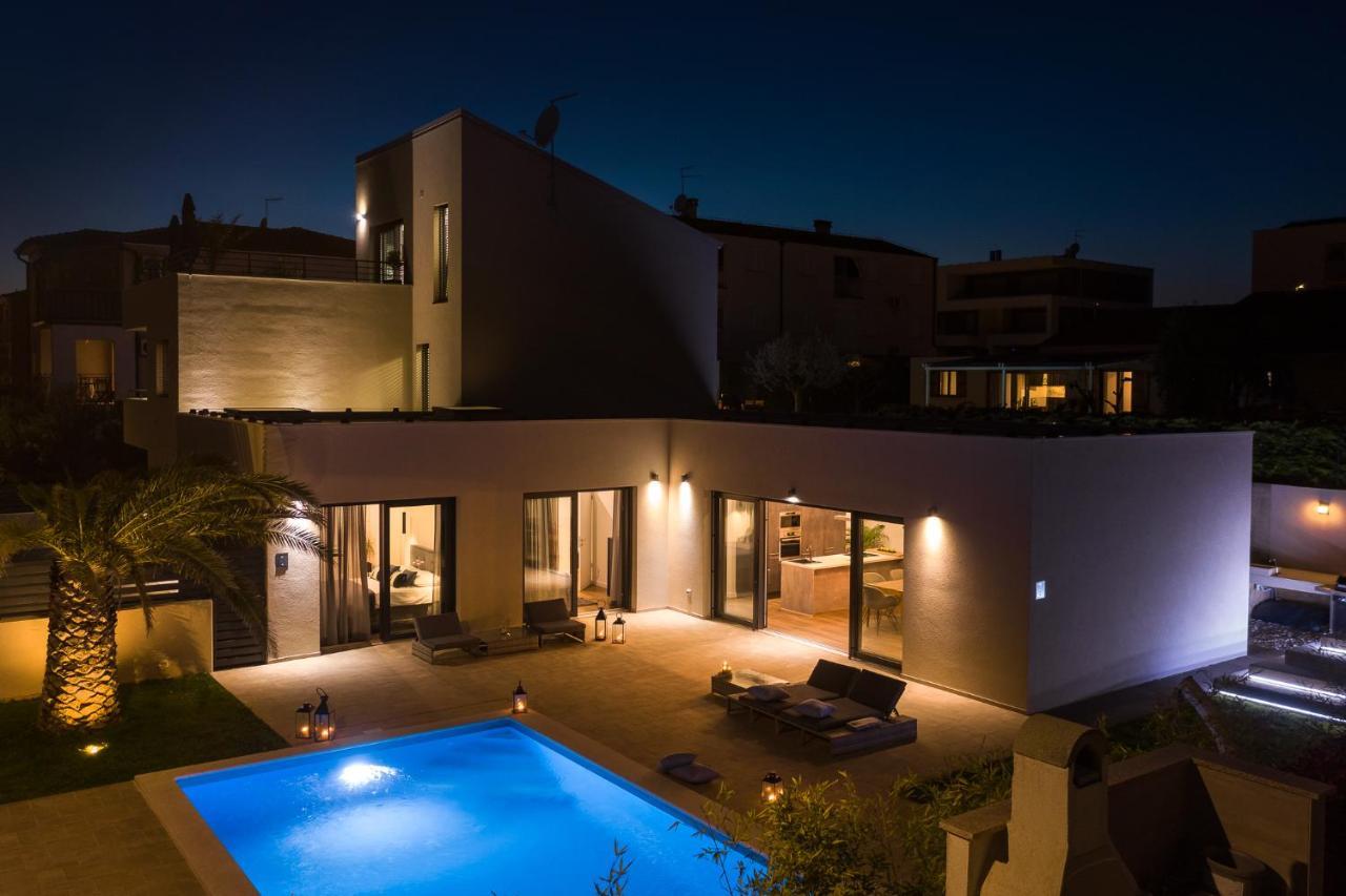 Belvedere Holidays Villas Новиград Экстерьер фото