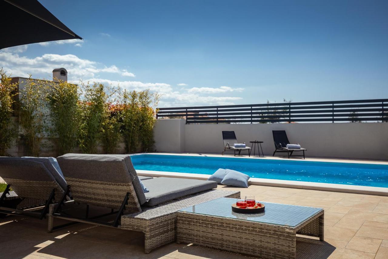 Belvedere Holidays Villas Новиград Экстерьер фото