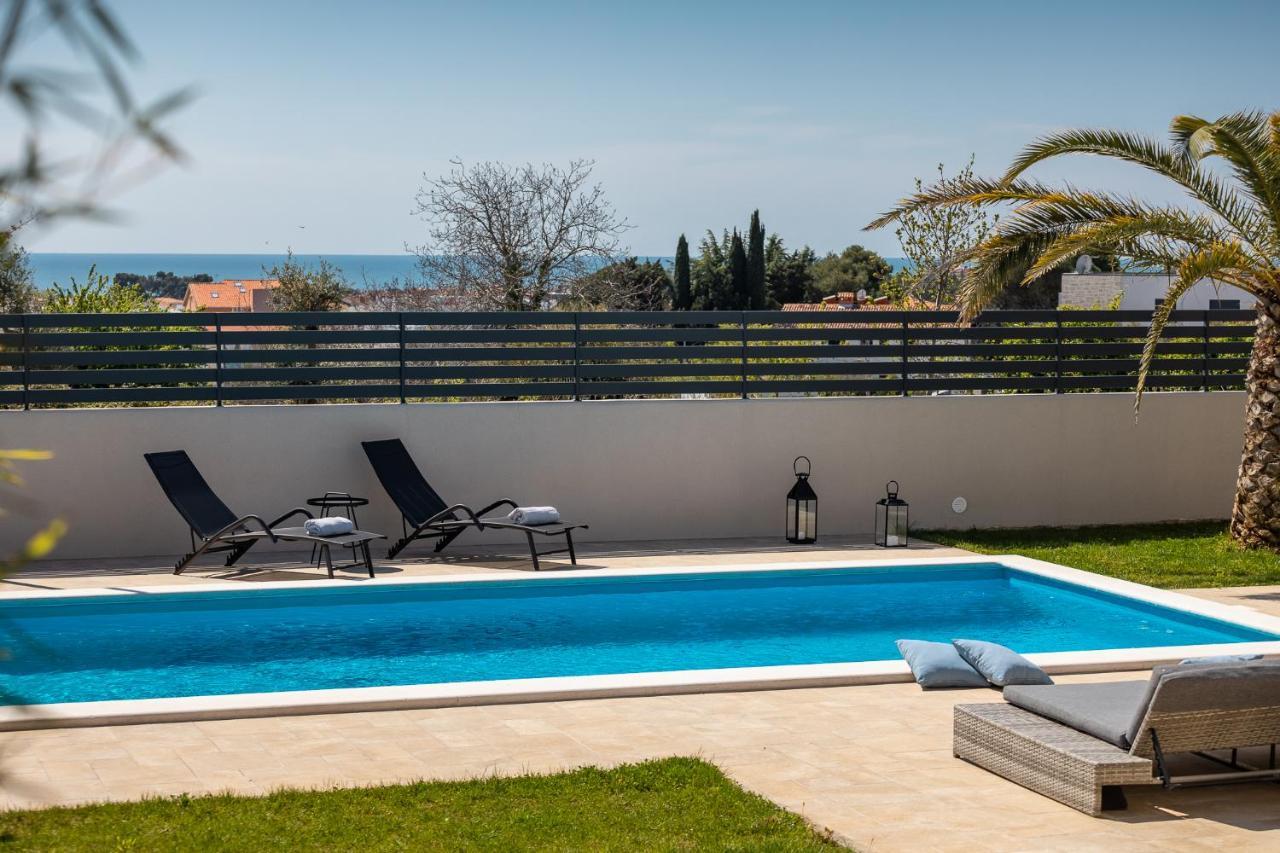 Belvedere Holidays Villas Новиград Экстерьер фото